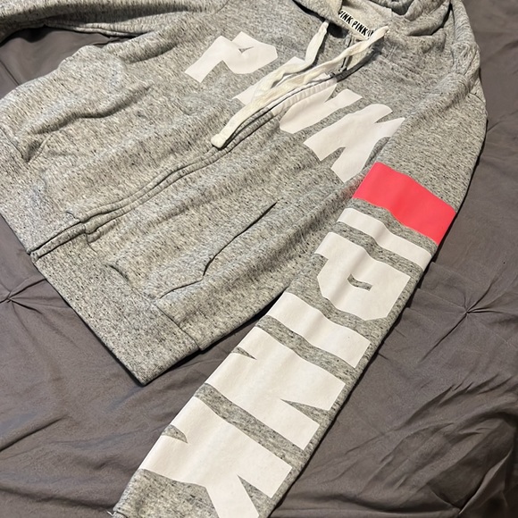 Victoria’s Secret PINK zip up jacket - Picture 2 of 2